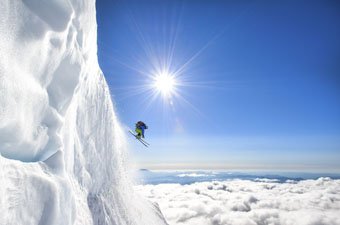 杰森无角的冰川滑雪